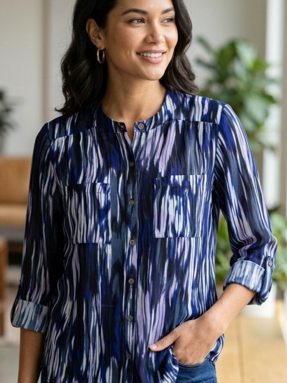 Two by Vince Camuto Navy and Lavender Abstract Stripe Button-Up Shirt Size PS